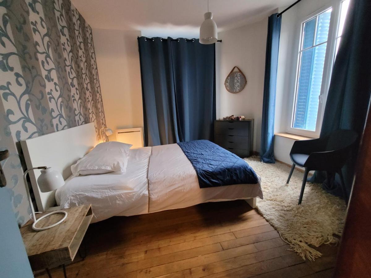Appartements Cdg Joigny Quarto foto