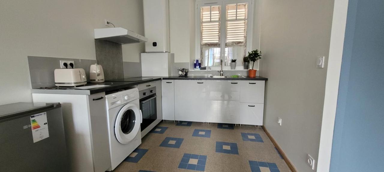 Appartements Cdg Joigny Exterior foto